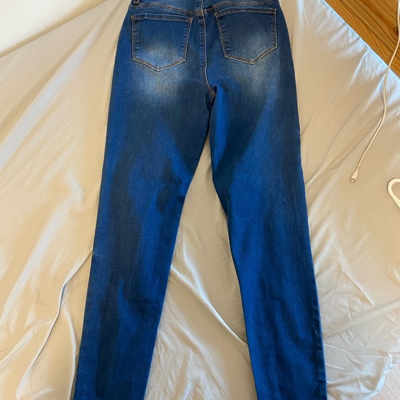 Women Size 5 Jeans - Picture 4 of 4